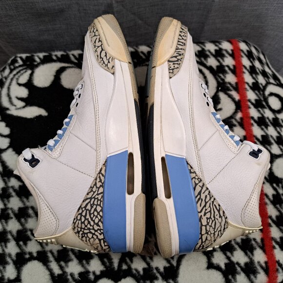 Nike Air Jordan 3 Retro UNC CT8532-104 Mens Sz 9.5 White Blue Og III - Picture 13 of 14